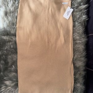 Size M: Tan Calvin Klein Ribbed Skirt with Spilt